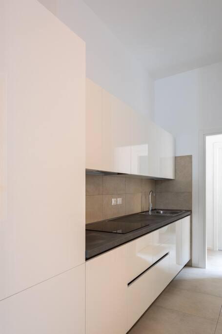 Apartment Isaia - 10 Minutes From Piazza Maggiore Bologna Exterior foto